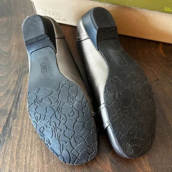 Hotter Darcey-Darce Satin Nickel Metallic Flat with Silver Buckle - Size 6W - Picture 5 of 6